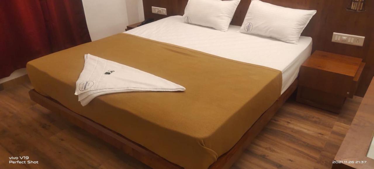 Hotel Anvisha Executive Mangvadi Luaran gambar